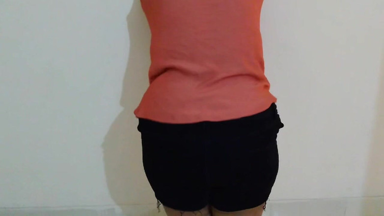 Aria Mia: Collage Girl