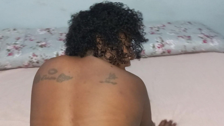 CASALNUTTELA: 操菊花我要射在你菊花里