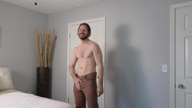 Albino Adonis: Albino Adonis - 4k - iubitul tău sună - personalizat