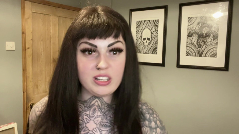 Miss Valentina: Wedgies dai bulli