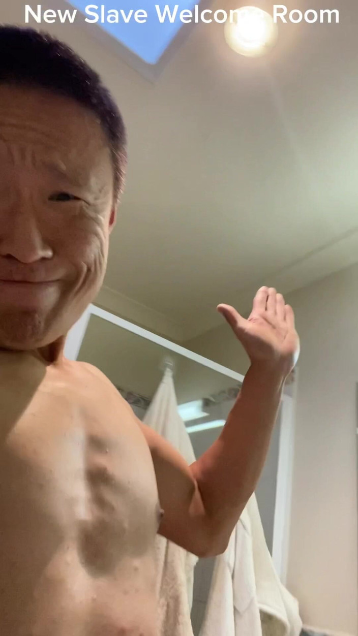 Pink Whip: それが新しい奴隷のウェルカムルームで起こったことです
