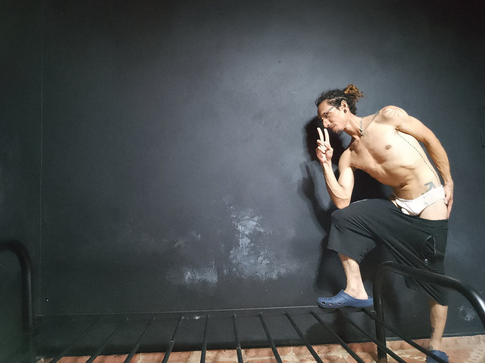 Raba erre elle: Když jsem spolkla tvé sperma a rozloučila se, chtěla jsem...