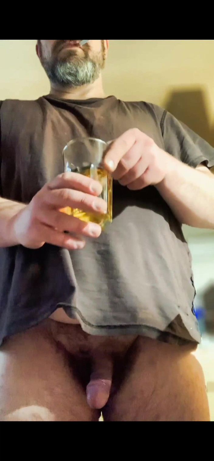 Bawdybear: Serwowane i połykane - kolekcja pissdrinking