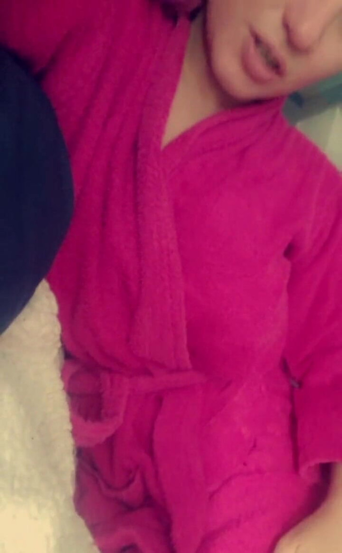 Marmotte_yoomie: Bạn đến liếm tôi