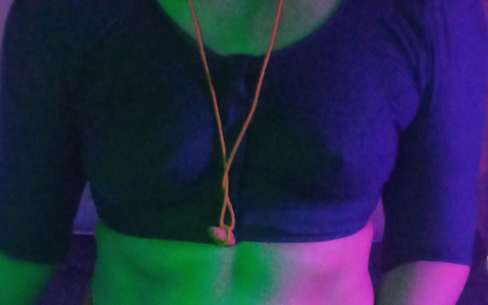 Goddess Silk Smita: Azgın müdür ve masum stajyer personeli