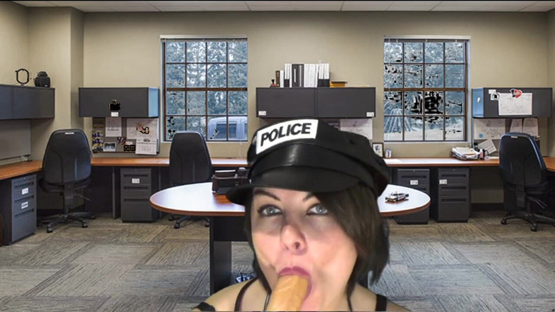 Sexy Milf: Policewoman sucking arrested cock