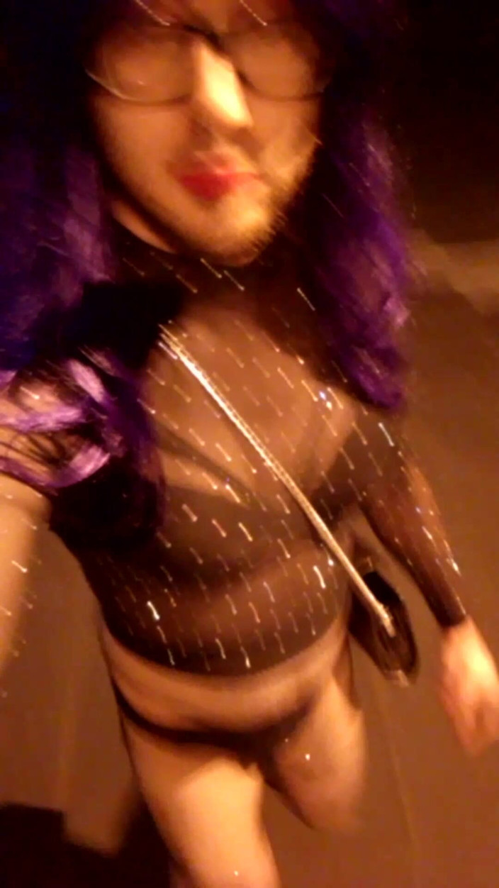 SissyschlampeVanessa: Một đoạn đi bộ ngắn 3