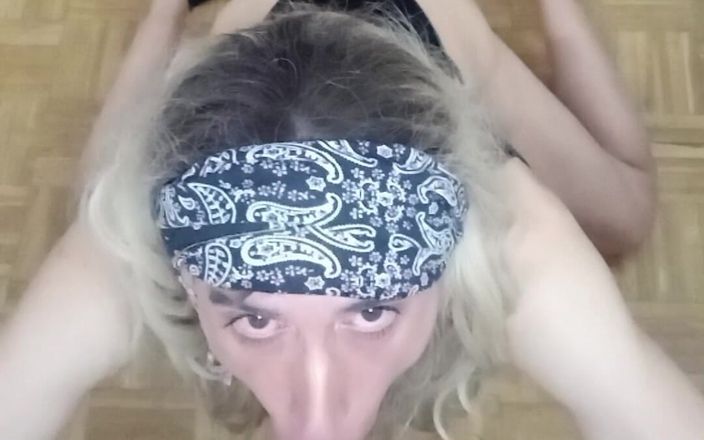 Penelopene27: Crossdresser Deeptroath