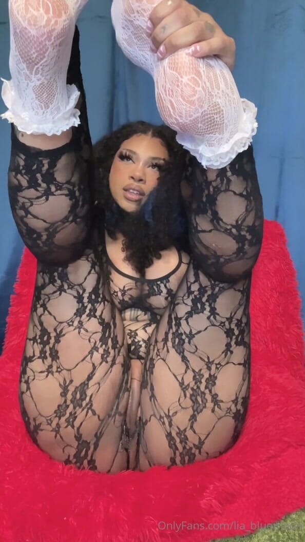 Sexyhot: U için amcığımın damladığını izle