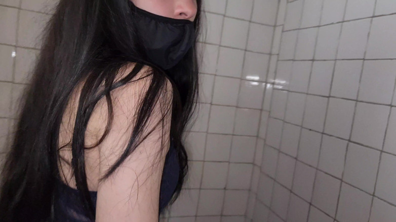 Jopy sex: The Service Employee Is Fucked by Her Boss While Cleaning...
