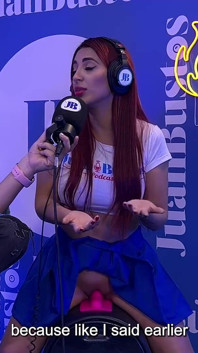 Jessica Sodi Cums While Telling Her Fantasies on a Vibrator Machine