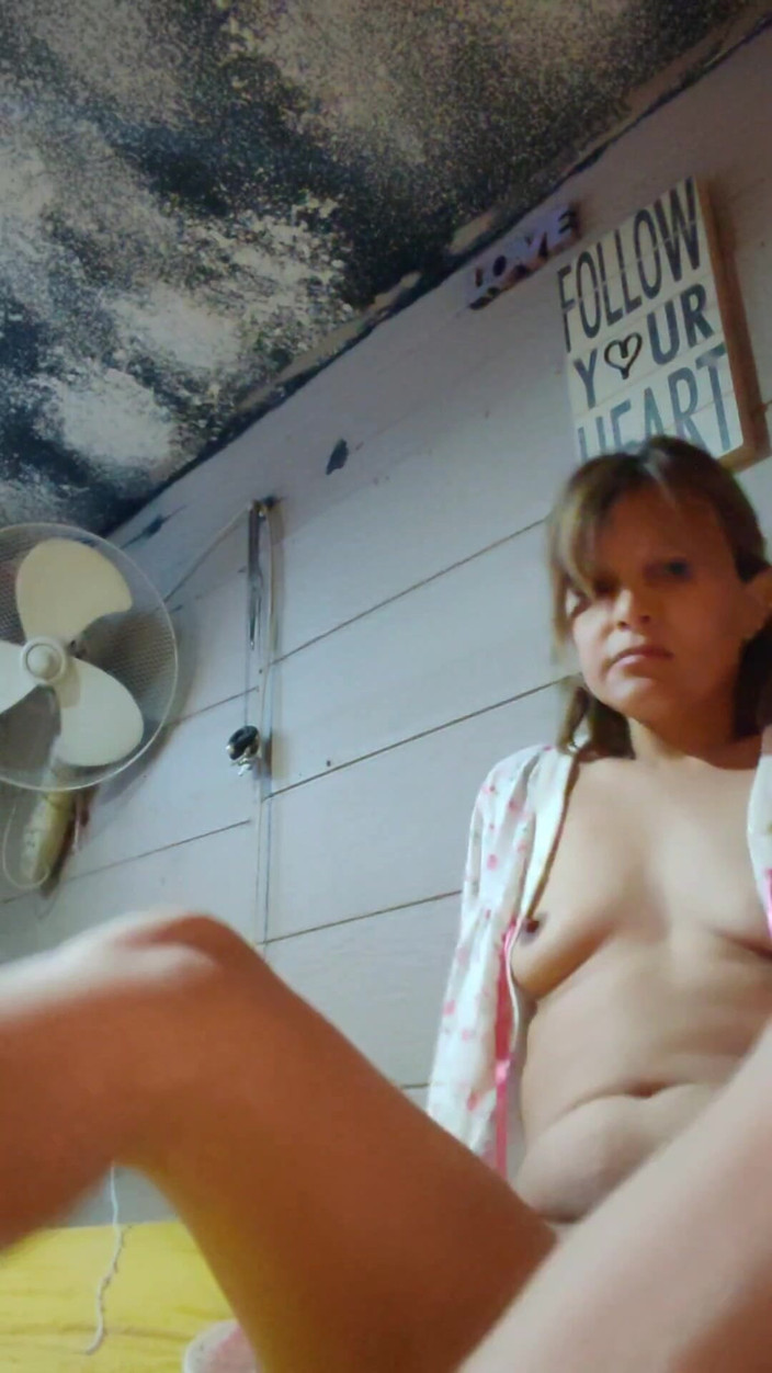 Lusi: 妻はもっと欲しがっています