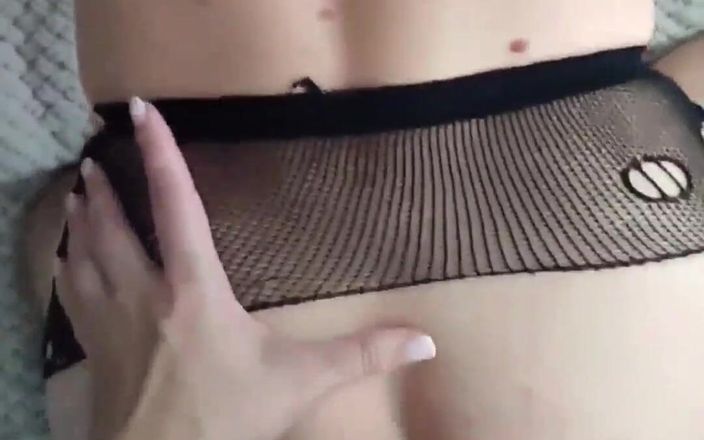 Sweet Juus: 俺はケツでビッチをファックし、チンコをしゃぶる