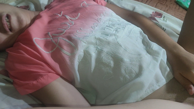 OniSoi: Ти можеш кінчити в свою пизду, я дозволю тобі.