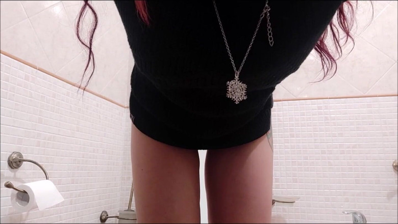 savannahamatoriale: Italian Pee and...