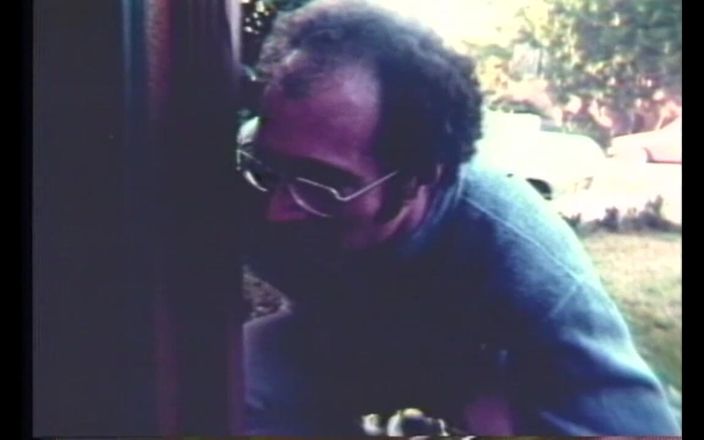 Vintage Usa: Nasty Tricks dla vintage dziwki Nagle cummed (pełny film)
