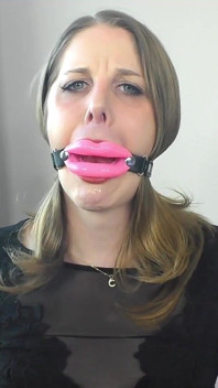 Cassie's BDSM Gag Try on and Talk