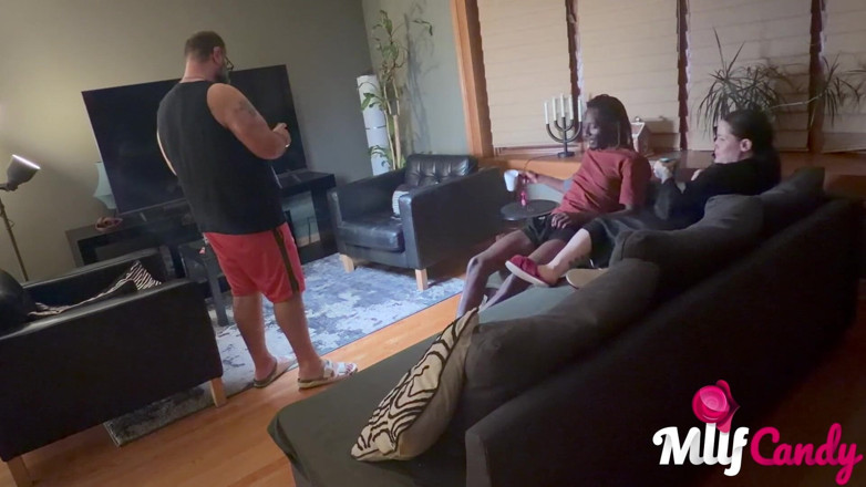 MilfCandy: Full 53 Minutes Behind the Scenes of Ms Hollywood Vs Mrblvckrose...