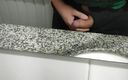Gui videos: Sargeant Ejaculation in the Bathroom Sink