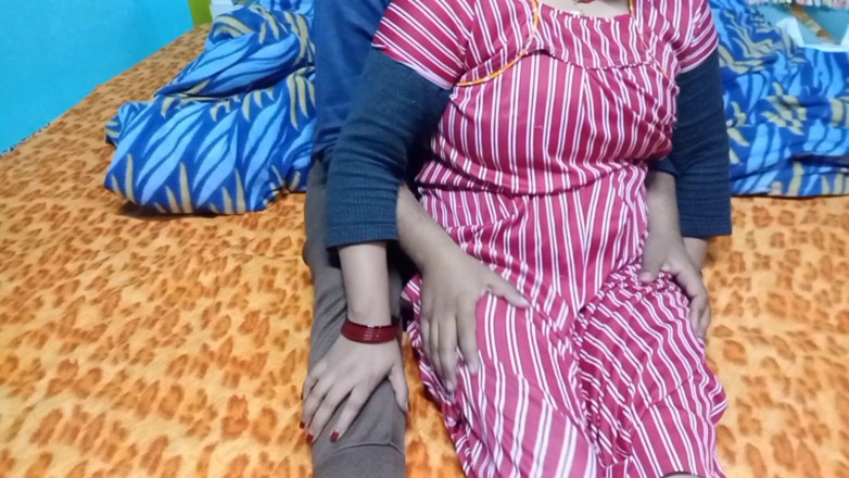 Rucku: Very Beautiful Indian Bhabhi Having Sucked.