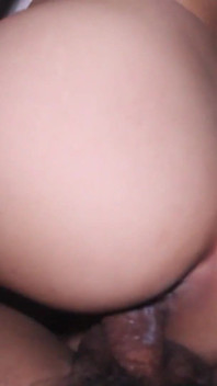 Shh Shh schreit nicht! Mein schwager ist sehr geil