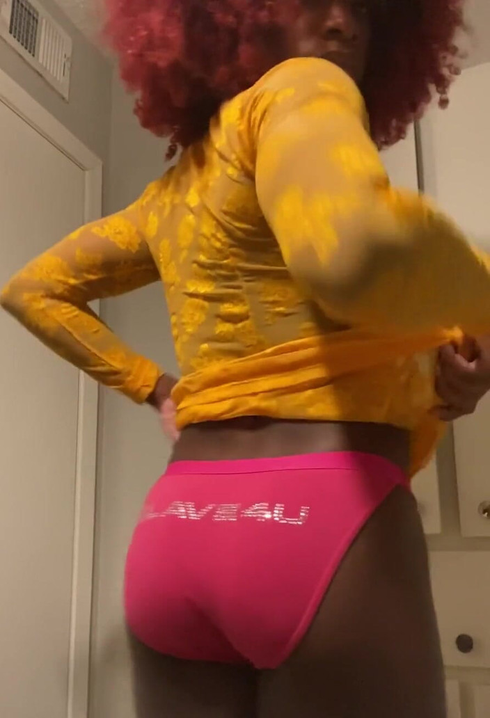 AJ180: Aj180: Solo El Clip 39