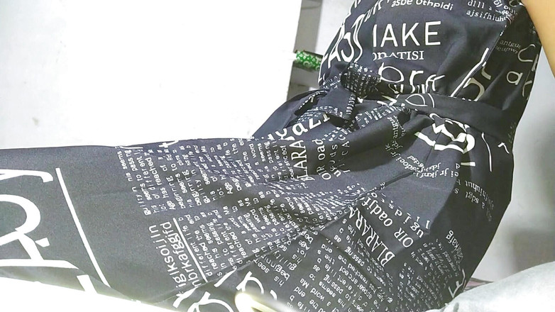 Rakul008: Dívka seděla na mém penisu a donutila mě ho uvolnit...