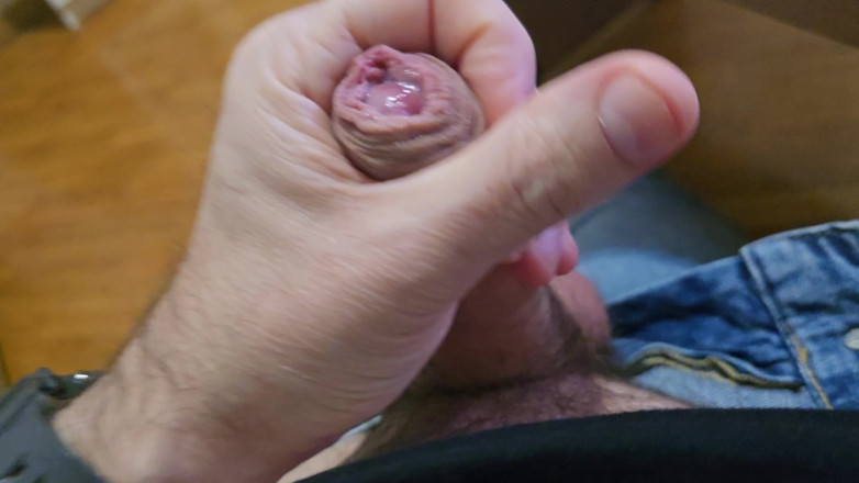 Jordance: Handjob yang bagus dari meja dan bola penuh yang besar