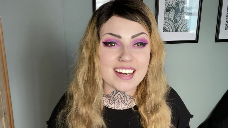 Miss Valentina: Wedgies Make You Hard