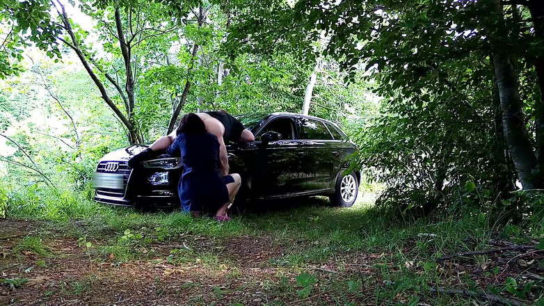 Toilet Mommy: Bau dubur yang kotor