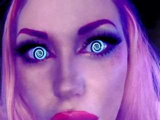 Goddess Misha Goldy: Spiraling Eyes, Lips, and the Voracious Mouth - Total Surrender to...