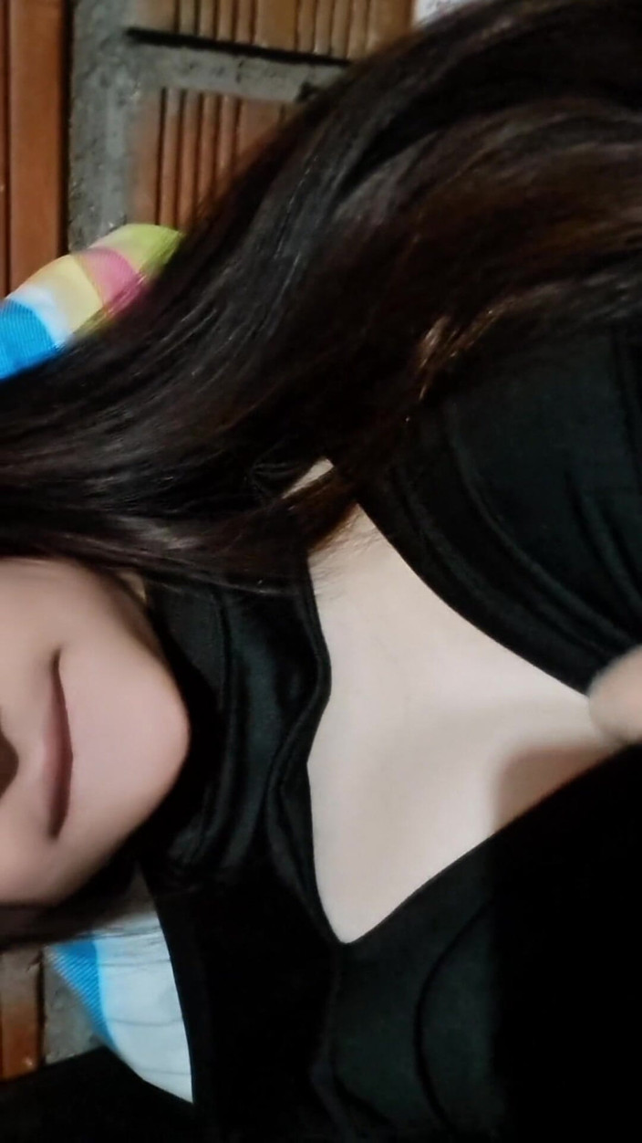 Yulieth Gomez: トイレでムラムラしてしまった