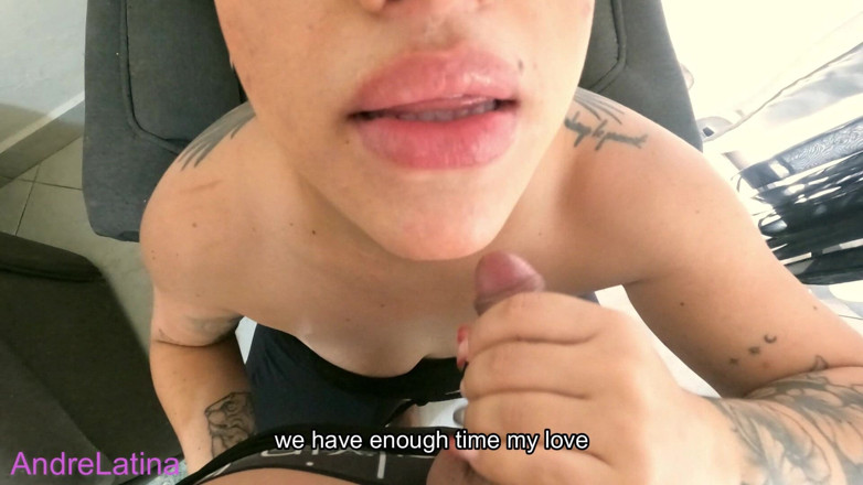 Gatita latina: Big-assed Cheater Wants Cock
