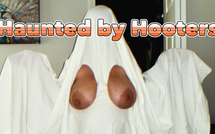 Peacock couple: Bị ám ảnh bởi Hooters