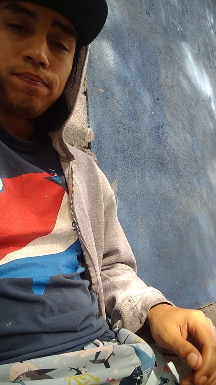 AlexAlejandro13: Chúc bạn chào buổi chiều