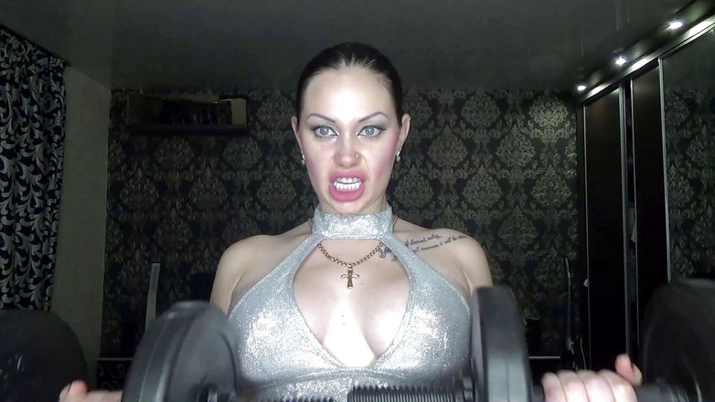 Goddess Misha Goldy: ¡Soy más fuerte que tú! Adoración muscular y dominación muscular!...