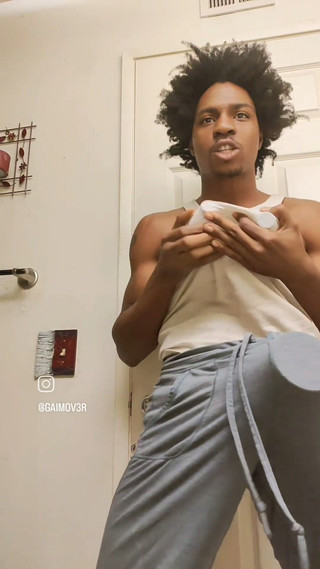 GaimOv3r: Titten oben, schwanz unten!