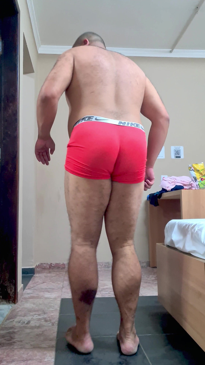 Punchbagplz: Bearzinho Black - trải nghiệm pov gót chân