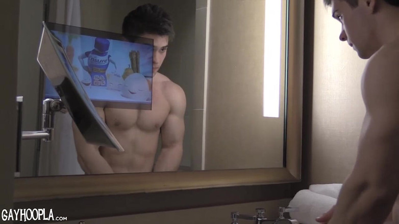 Gay Hoopla: Nuovo modello: Zach Rode