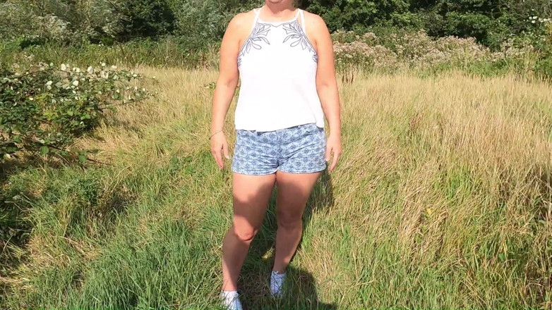 69KnkyKouple69: Kinky Couple - Outdoor Corn Field Big Ass Curvy Wife Cowgirl...