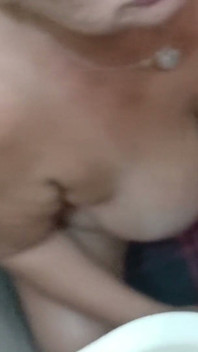 Ženatý polyká hrdlo
