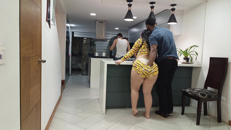 Rioc69: Šukám manželku svého nejlepšího přítele, zatímco on pro mě vaří