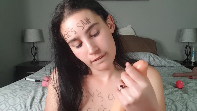 domslutfucker: 변태 소년에게 후장 자위를 해주는 통통한 창녀와 정액 먹기 지침