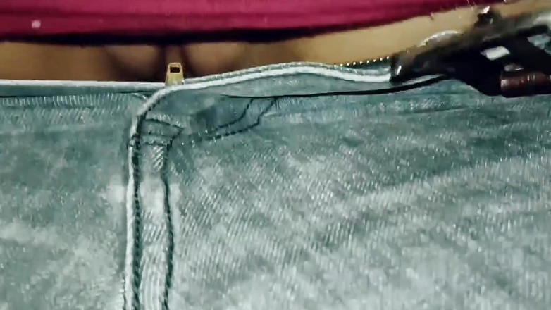 Yadav: Hardcore šukání mé nevlastní sestry v ložnici zezadu