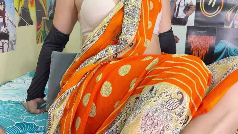 HunnyBunny: Big Booty Neighbour Badly Wants to Ride My Hard Cock...