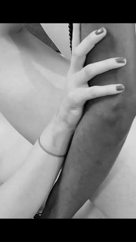 Snow Bunny Kanada bergelut untuk mengendalikan lembu jantan hitam berdebar-debar