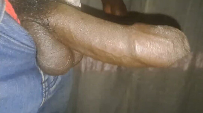 Power dick: Největší černý pták na světě žhavě masturboval