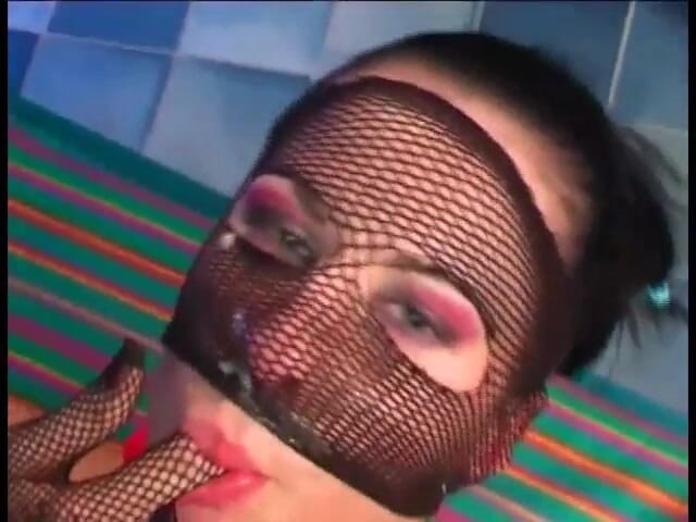 Fetish Desire: 라텍스 펨돔과 후장 섹스