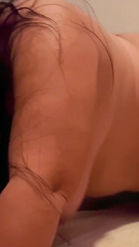 Hete vrouw houdt van grote pikken, alleen fans in slow motion
