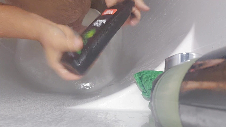 Djk31314: Waktunya mandi di gym